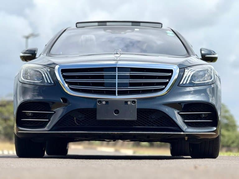 Mercedes-Benz S560 AMG Line